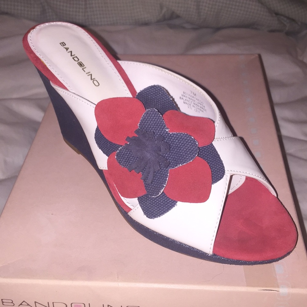 Bandolino wedge sandals.